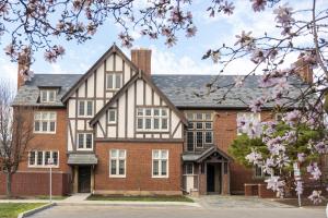 Kuhn Honors and Scholars House
